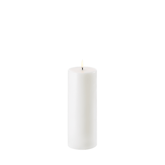 Stumpenkerze Smooth W 7,8 × H 20,3 cm – Uyuni - DesignWe.Love