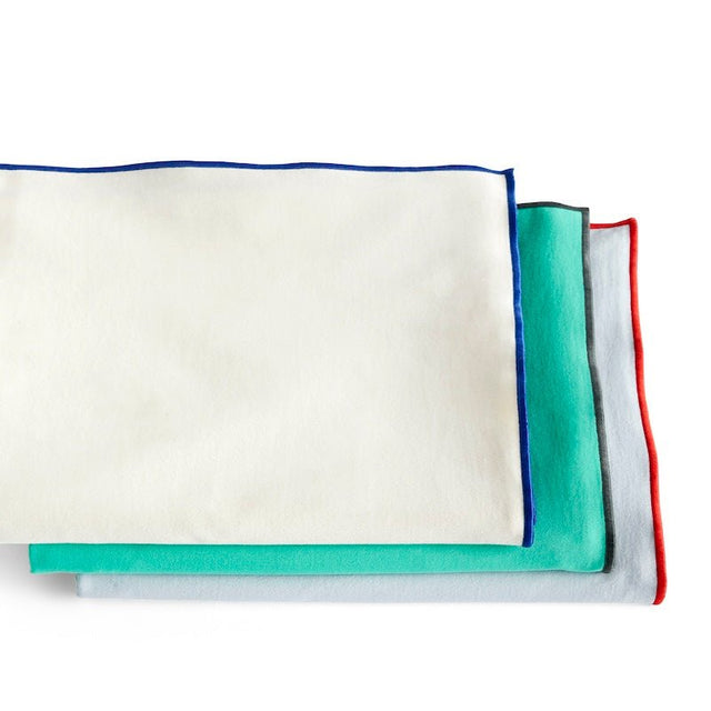 Tischdecke Outline 250 x 140 - HAY - DesignWe.Love