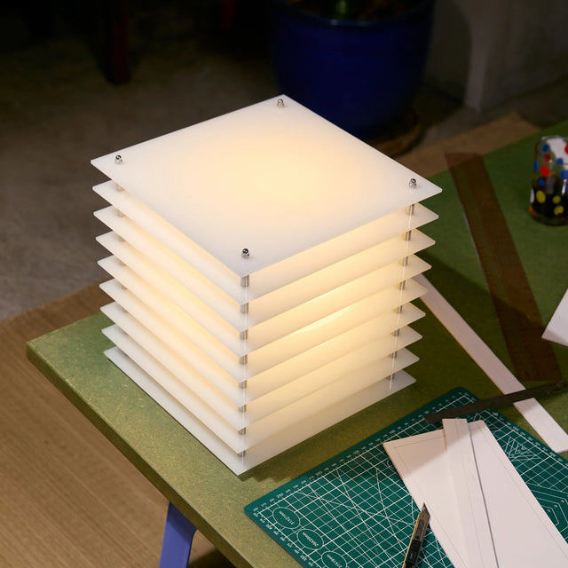 Tischleuchte Lớp Large Square Milky - Bang - DesignWe.Love