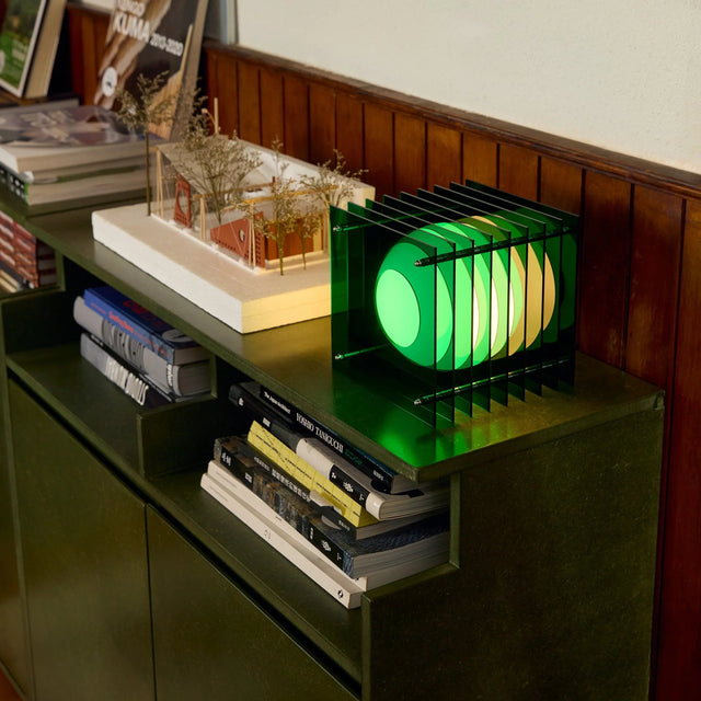 Tischleuchte Lớp Small Square in Green Acrylic - Bang - DesignWe.Love