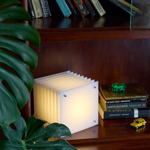 Tischleuchte Lớp Small Square Milky - Bang - DesignWe.Love