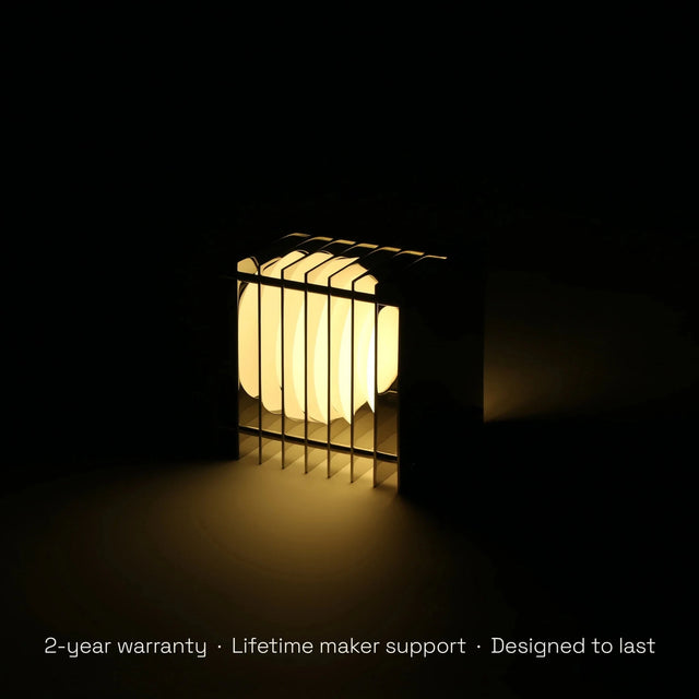Tischleuchte Lớp Square Small Aluminium Polished - Bang - DesignWe.Love