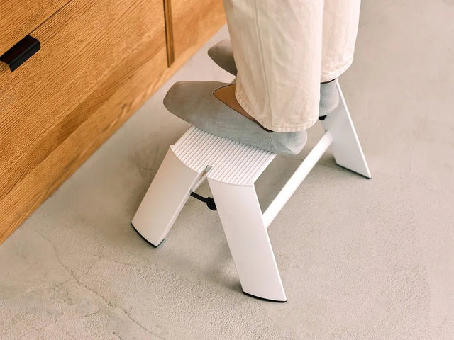 Trittleiter Lucano 1 Step - Metaphys - DesignWe.Love