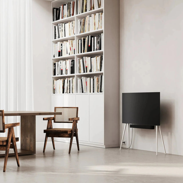 TV - Ständer aus Holz Weiss für 42 - 55 Zoll TV - JALG - DesignWe.Love