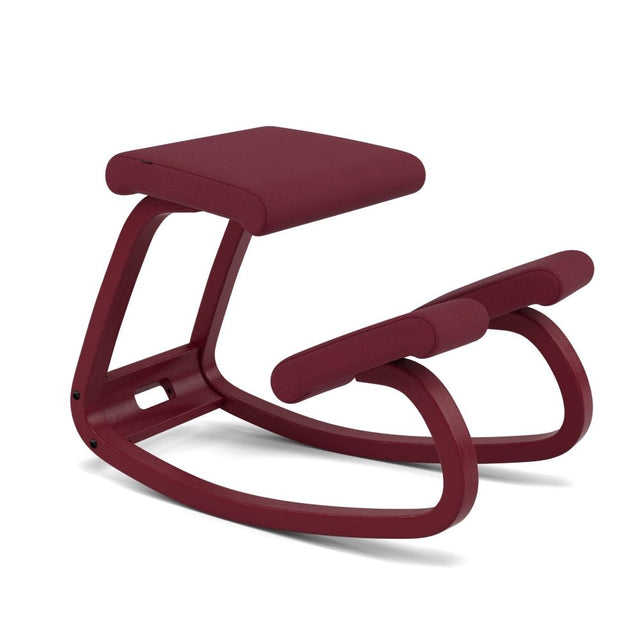 Variable Kniestuhl Monochrome Plum - Varier Furniture - DesignWe.Love
