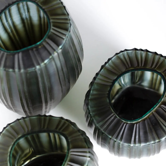 Vase Malibu XL in der Farbe indigo/smokegrey Ansicht von oben - Guaxs