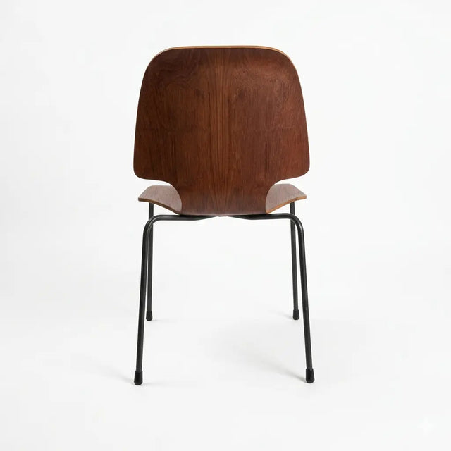 Vintage Stapelstuhl aus Teak-Schichtholz, Rückansicht mit schwarzem Rundrohrgestell