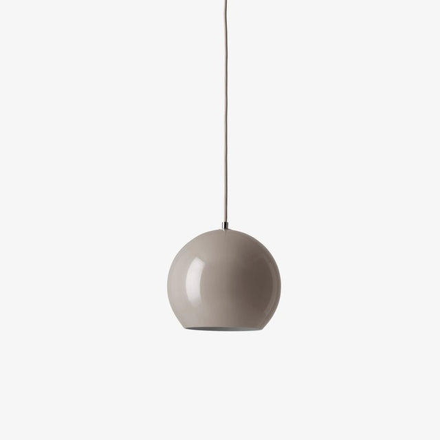 VP6 Topan Pendelleuchte Grau - Beige - &Tradition - DesignWe.Love