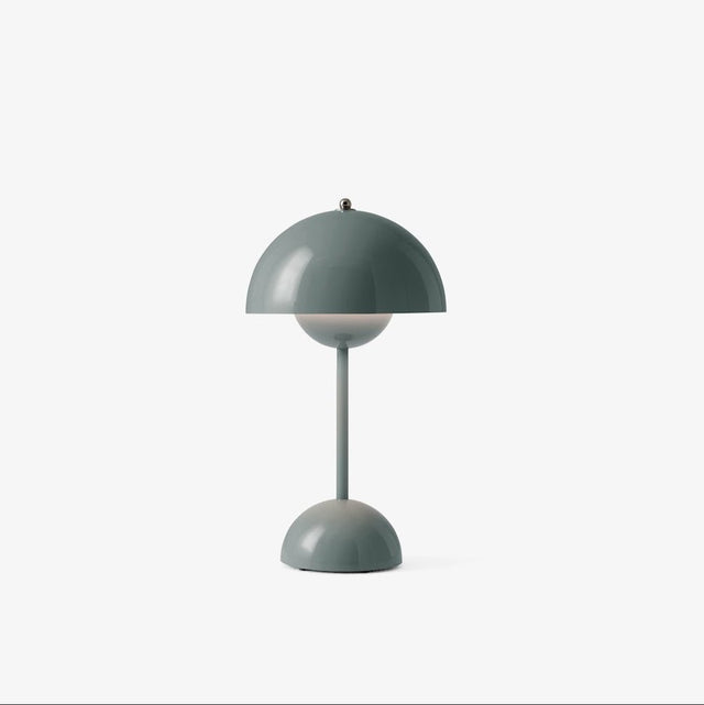 VP9 Flowerpot Akkuleuchte Stone Blue - &Tradition - DesignWe.Love