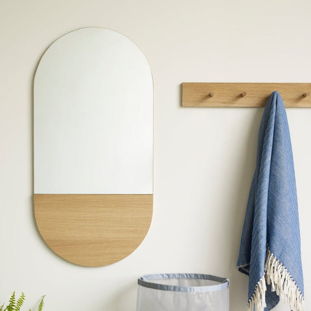 Wandgarderobe Folk aus Holz/Eiche large - Hübsch Interior - DesignWe.Love