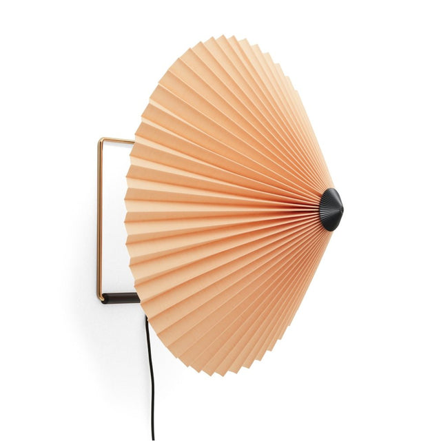 Wandleuchte Matin Peach Messing Ø 30cm - HAY - DesignWe.Love