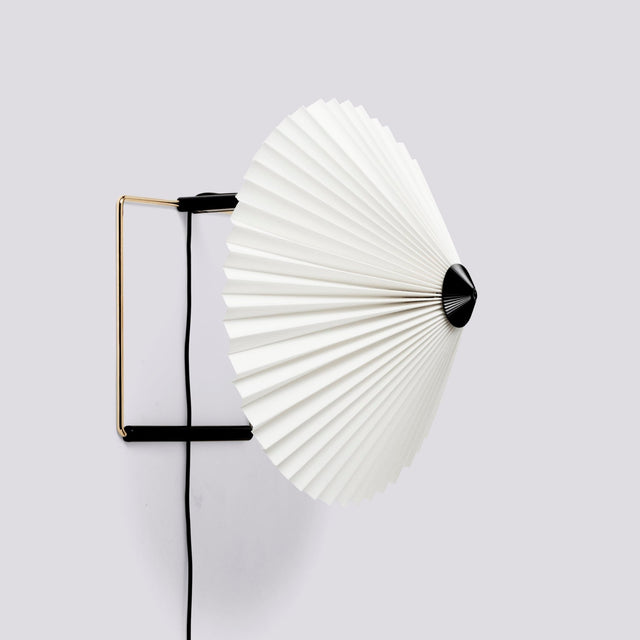 Wandleuchte Matin Weiß Messing Ø 30cm - HAY - DesignWe.Love