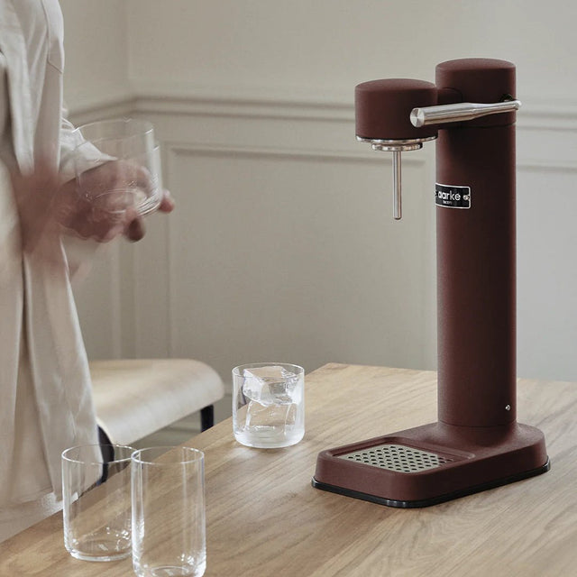Wassersprudler Carbonator 3 Burgundy Starter - Kit - Aarke - DesignWe.Love