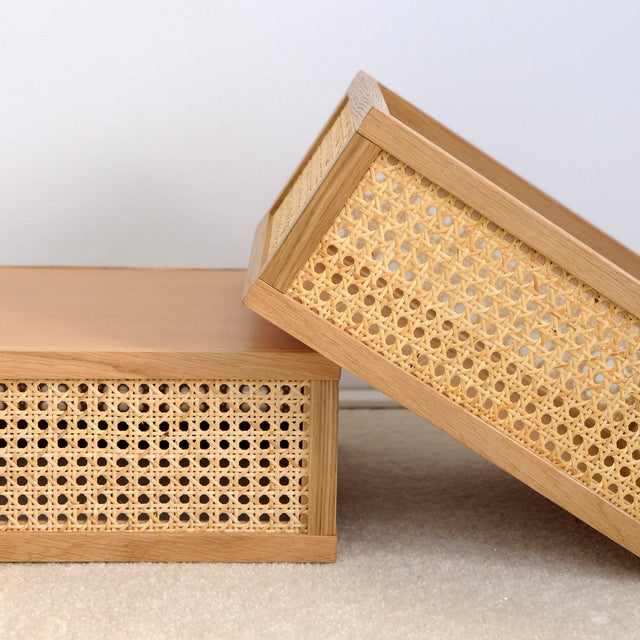 Aufbewahrungsbox Cane Medium - Box aus Rattan und Eiche - DesignWe.Love