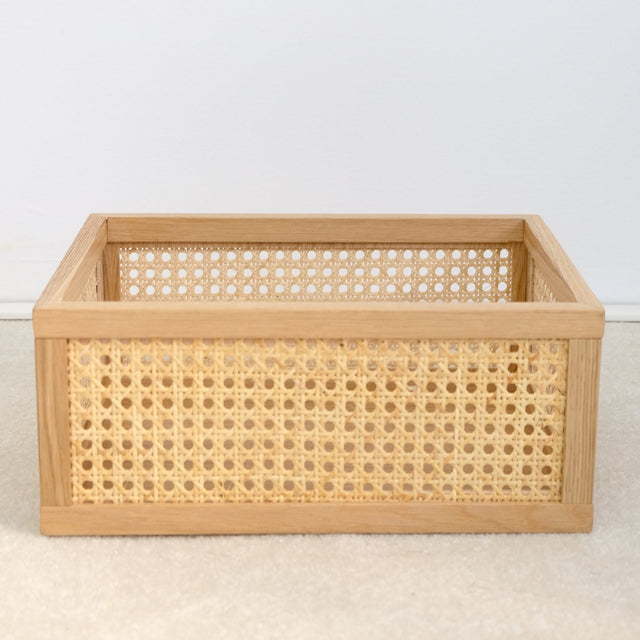 Aufbewahrungsbox Cane Medium - Box aus Rattan und Eiche - DesignWe.Love