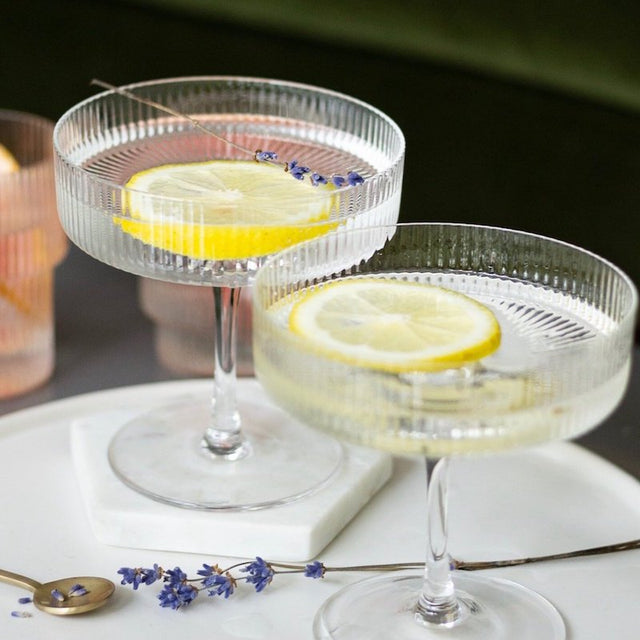 Champagnergläser Ripple klar (2er Set) - ferm LIVING - DesignWe.Love