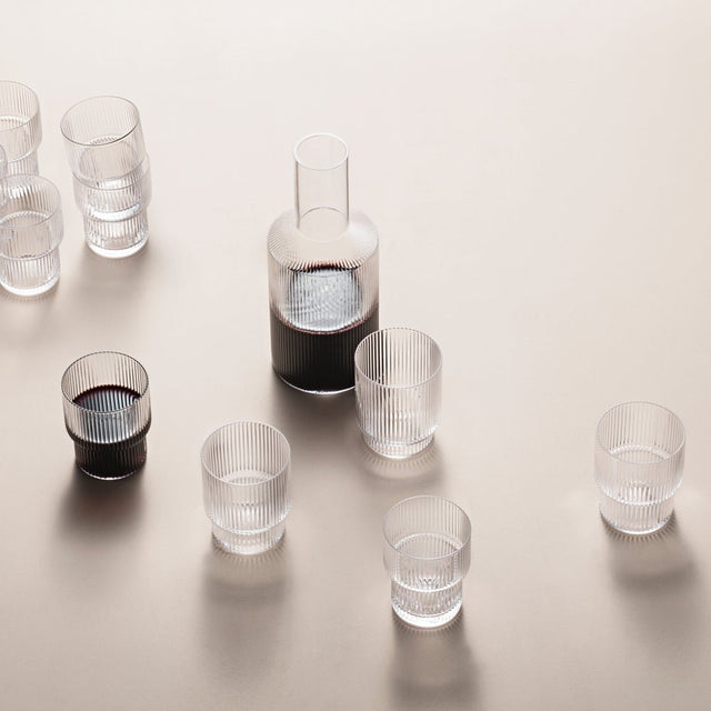 Ripple Gläser 4er Set grau 20cl - ferm LIVING - DesignWe.Love