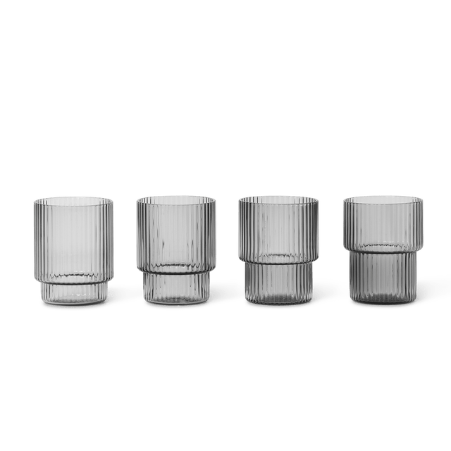 Ripple Gläser 4er Set grau 20cl - ferm LIVING - DesignWe.Love