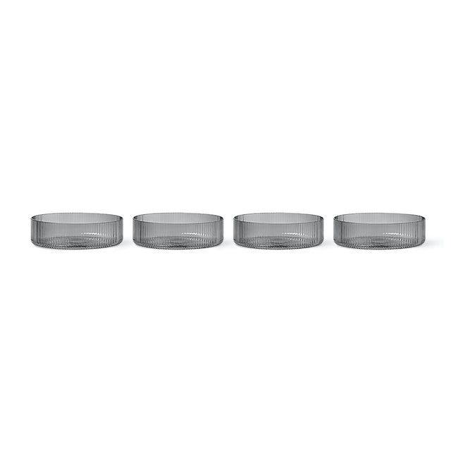 Ripple Servierschalen 4er Set Rauchgrau – ferm LIVING, mundgeblasene Glasschalen in Rauchgrau