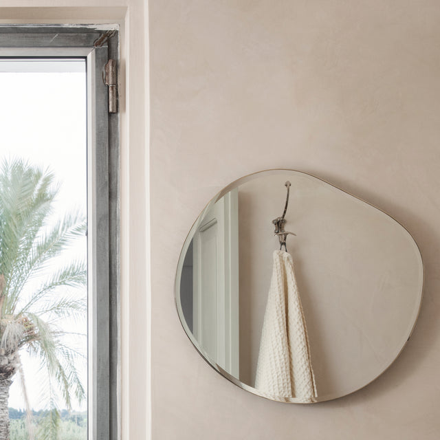 Spiegel Pond Mirror Messing small - ferm LIVING
