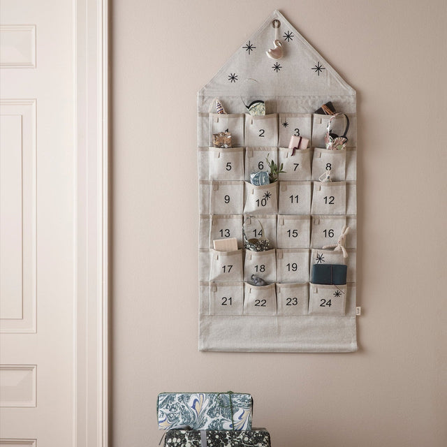 Adventskalender aus Stoff zum Befüllen - ferm LIVING - DesignWe.Love