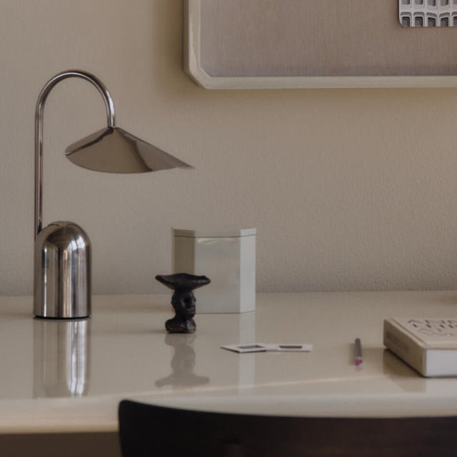 Akkuleuchte Arum Chrom - ferm LIVING - DesignWe.Love