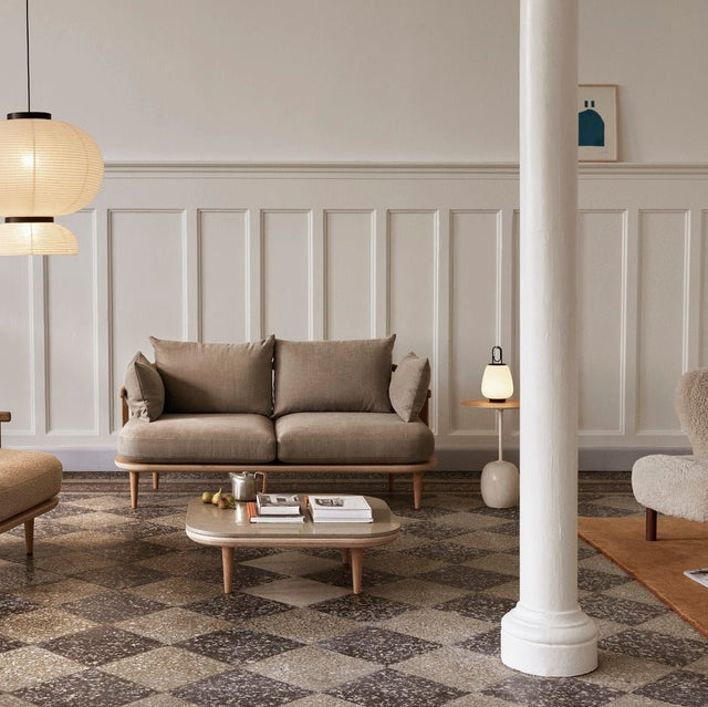 Beistelltisch Lato LN8 rund Lacquered Oak/Crema Diva - &Tradition - DesignWe.Love