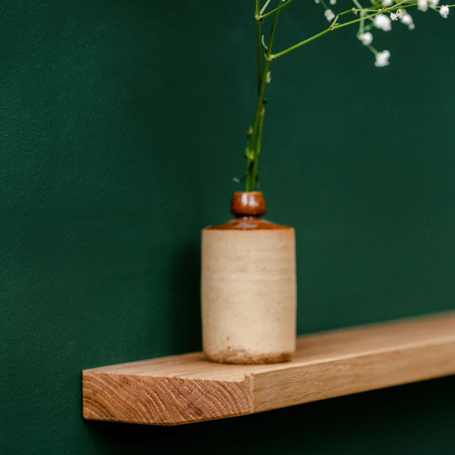 Floating Wall Shelf schwebendes Wandregal aus Eiche Mittel (72 cm) geölt von EKTA Living im Wohnraum
