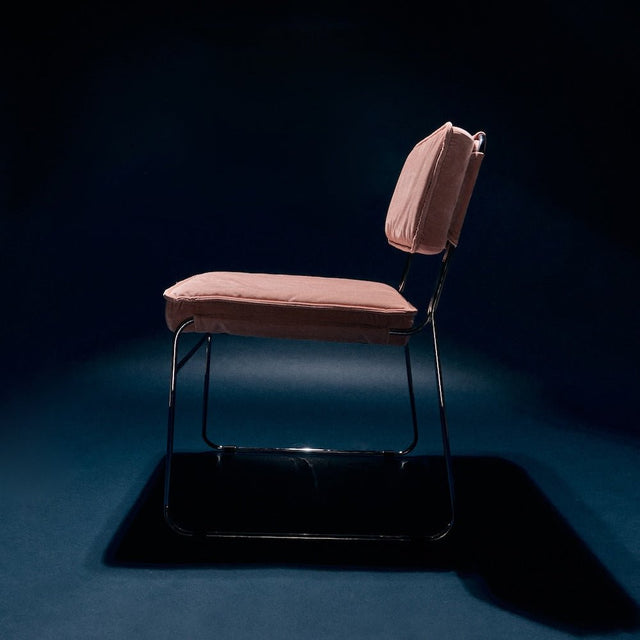 Esszimmerstuhl Endless Dining Chair velvet/lychee pink - HK Living - DesignWe.Love