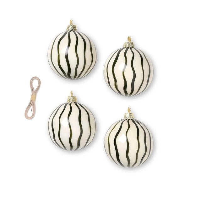 ferm LIVING Glass Ornaments Lines Grün – handbemalte Christbaumkugeln grün