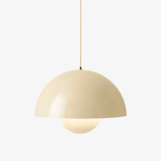 Flowerpot VP2 Pendelleuchte Ivory Ø 50 cm von &Tradition – große Hängelampe von Verner Panton
