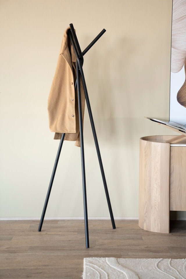 Garderobenständer Matto Schwarz - By - Boo - DesignWe.Love