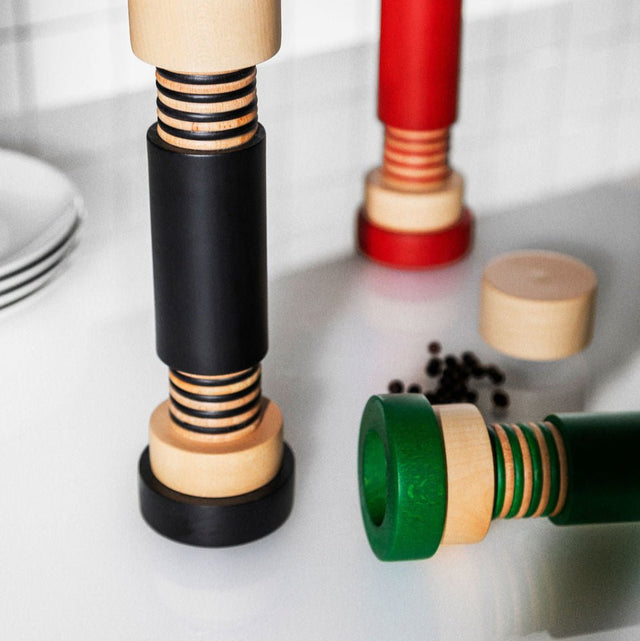 Gewürzmühle Twergi Totem Ettore Sottsass - Alessi - DesignWe.Love