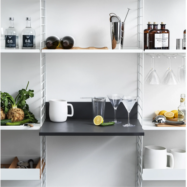 Gläserschienen 20cm Weiß – String Furniture Regalsystem (2er Set)