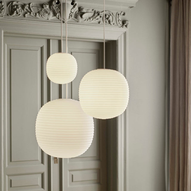 Hängeleuchte Lantern Lamp Medium - New Works - DesignWe.Love