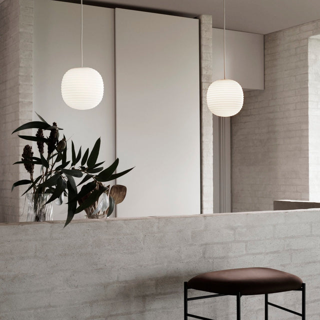 Hängeleuchte Lantern Lamp Small - New Works - DesignWe.Love