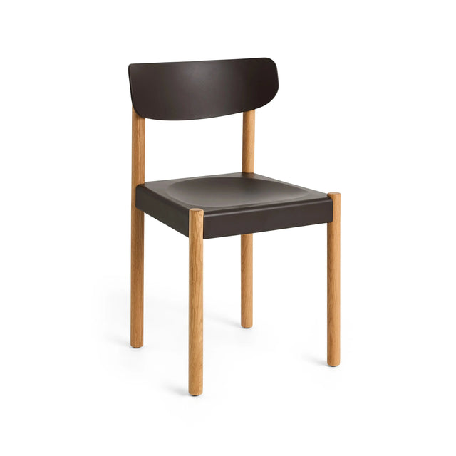 HAY Pack Chair 10 Trattoria-Stuhl, geölte Eiche, Sitzschale Graphite Brown