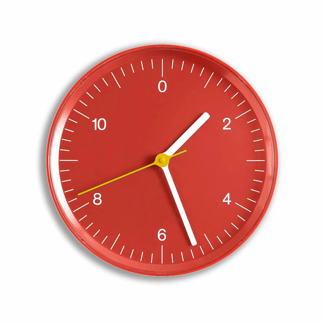HAY Wanduhr Jasper Morrison, lautlose Design-Wanduhr rot, Recycled ABS
