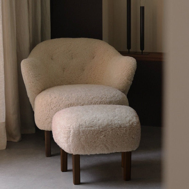 Ingeborg Ottoman - Audo Fußhocker mit Schafwolle - DesignWe.Love