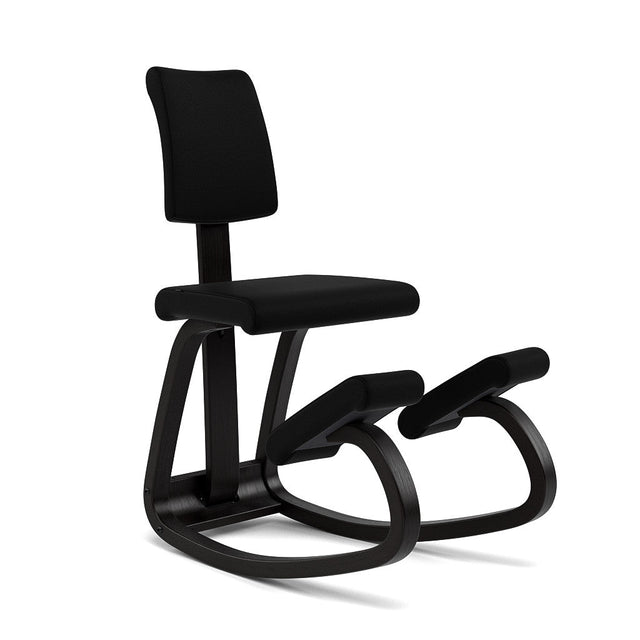 Kniestuhl mit Rückenlehne Variable Plus (Schwarz/Schwarz) - Varier Furniture - DesignWe.Love