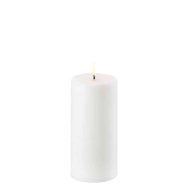 LED Echtwachs Stumpenkerze gerade Ø 7,8cm weiß - Uyuni - DesignWe.Love