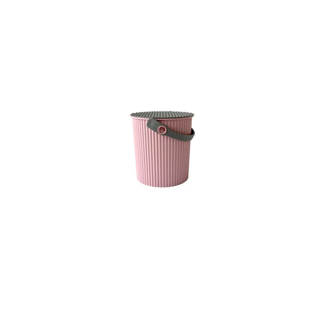 Hachiman Omnioutil Eimer Baby 0,7L in Rose Pink – japanischer Designklassiker, BPA-frei, 100% recyceltes Polypropylen, mit Elastomer-Deckel