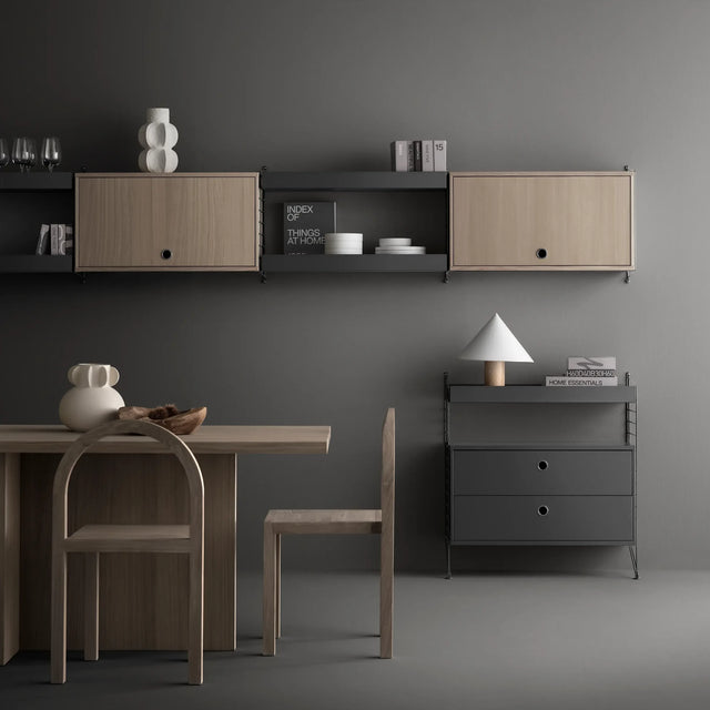 Schrank mit Klapptür 78x30cm Esche – String Furniture