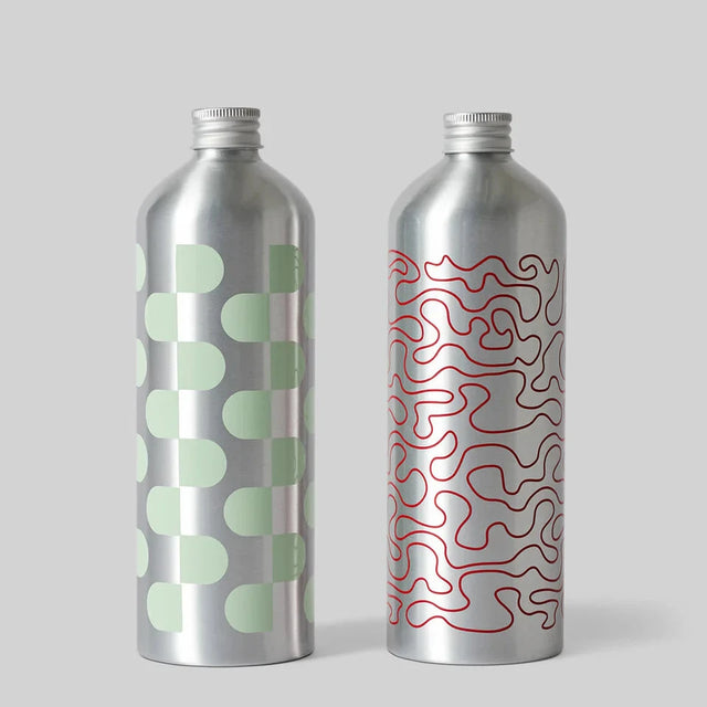 Studio About Aluminium Trinkflaschen 2er-Set – Skandinavische Design-Flaschen