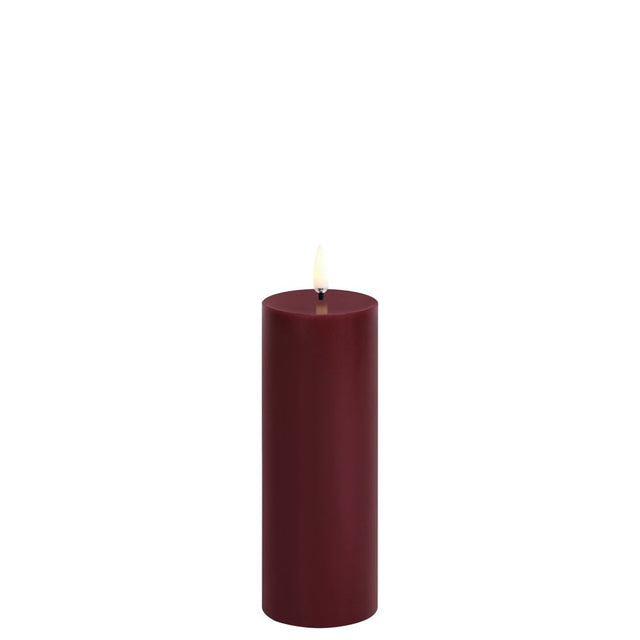 Stumpenkerze LED Smooth Wine Red 5,8x15,2cm - Uyuni - DesignWe.Love