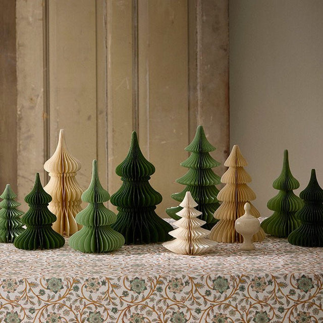 Tannenbaum aus Papier Honeycomb Tree 24cm Ming - Bungalow DK - DesignWe.Love