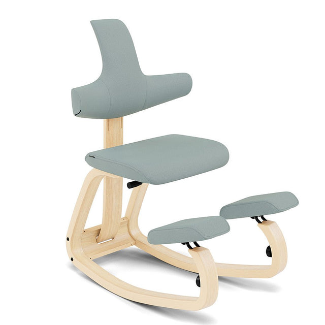 Thatsit Kniestuhl mit Rückenlehne - Varier Furniture - DesignWe.Love