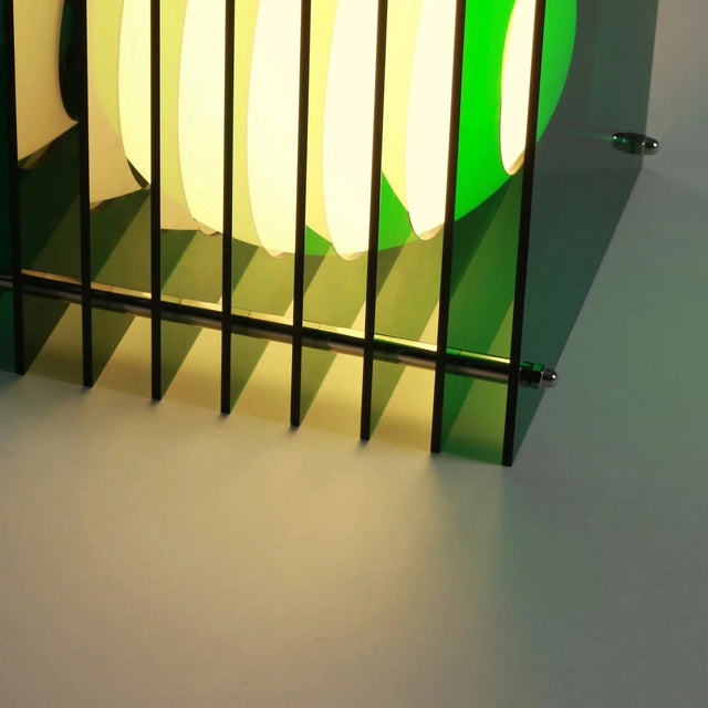 Tischleuchte Lớp Small Square in Green Acrylic - Bang - DesignWe.Love