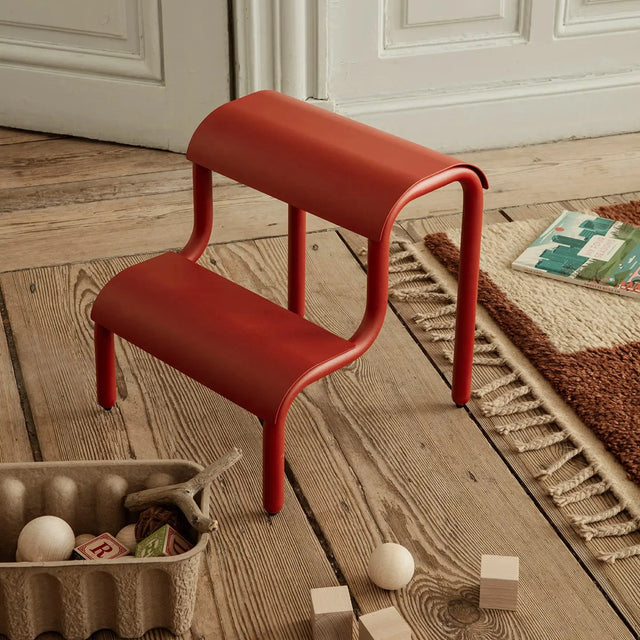 Tritthocker Up Step Stool Rot - ferm LIVING