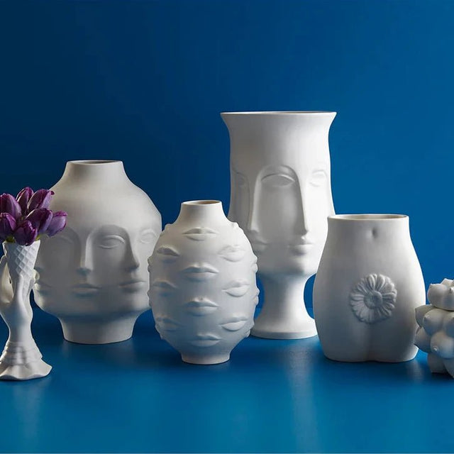 Vase Dora Maar Urn H38 - Jonathan Adler - DesignWe.Love